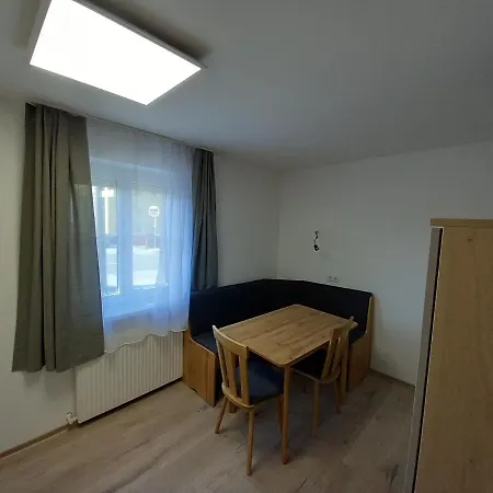 Apartament *